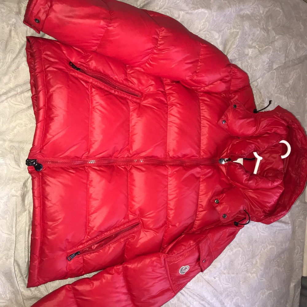 Ecrins Hooded Down Puffer Jacket
MONCLER